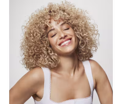 Olaplex Blonde Enhancer Toning Conditioner No. 5P